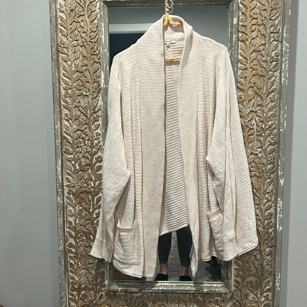 Oversized cardigan.